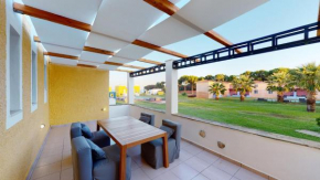 VIP APARTMENTS, Kastro